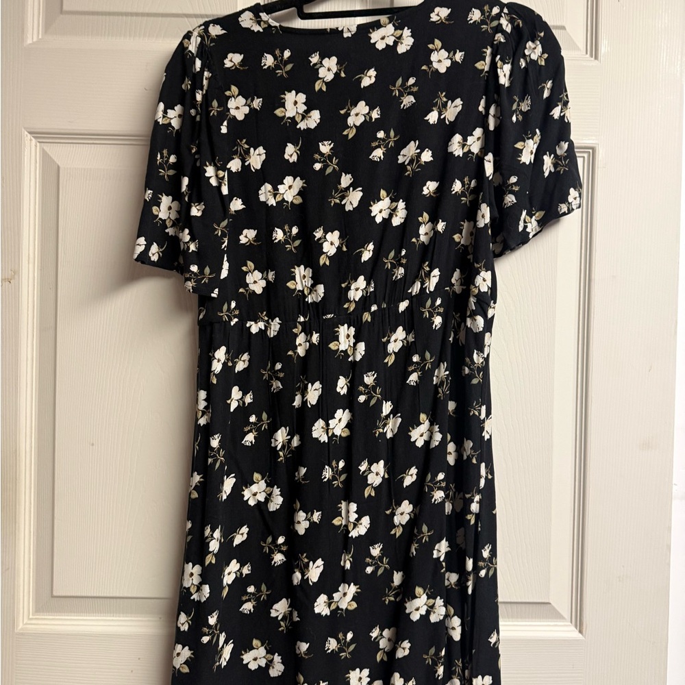 Old Navy Black Dress with White Floral Design - Picture 5 of 5